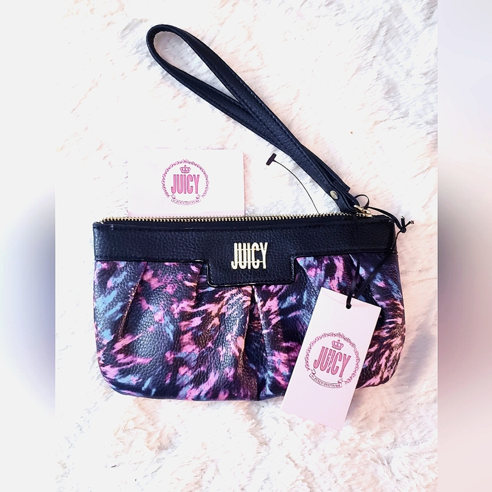 NWT Juicy Couture "Tie Dye" wristlet approx. 10x5